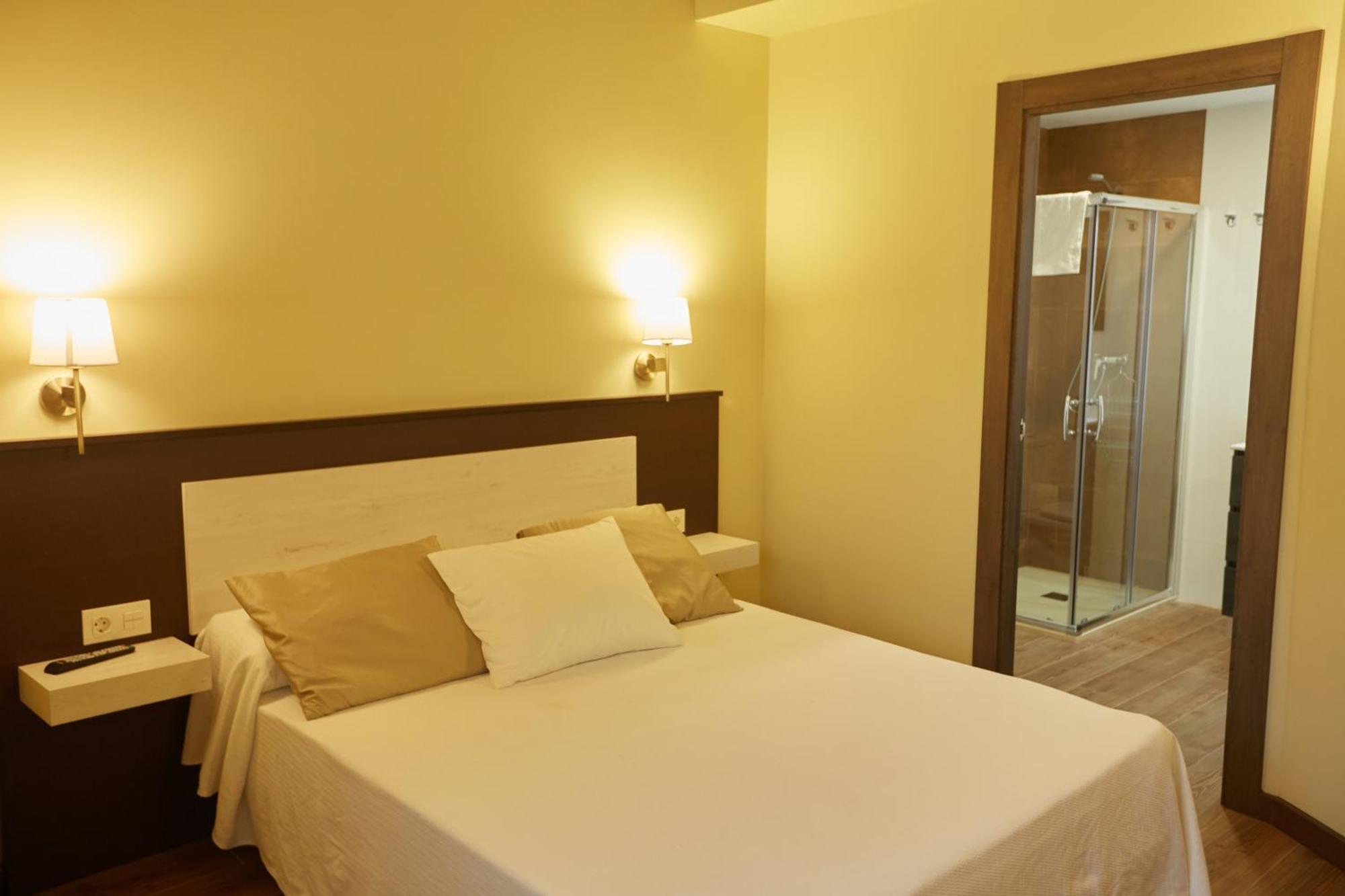 Apartamentos Rurales Casa La Piedra Кольия Экстерьер фото