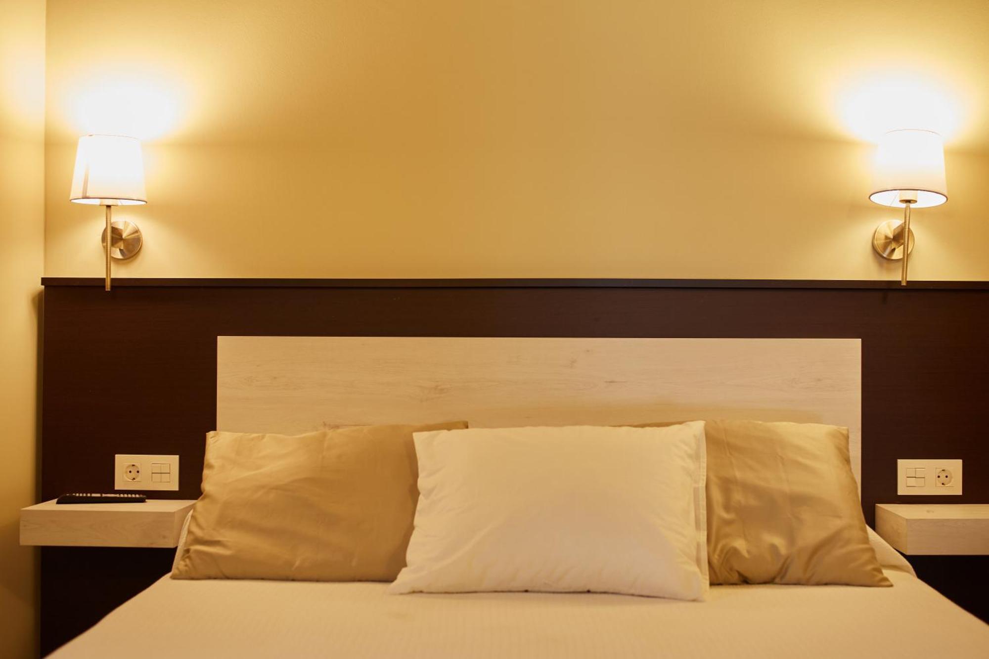 Apartamentos Rurales Casa La Piedra Кольия Экстерьер фото