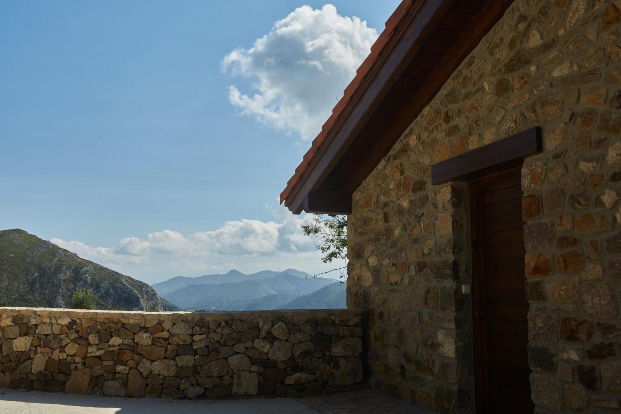 Apartamentos Rurales Casa La Piedra Кольия Экстерьер фото