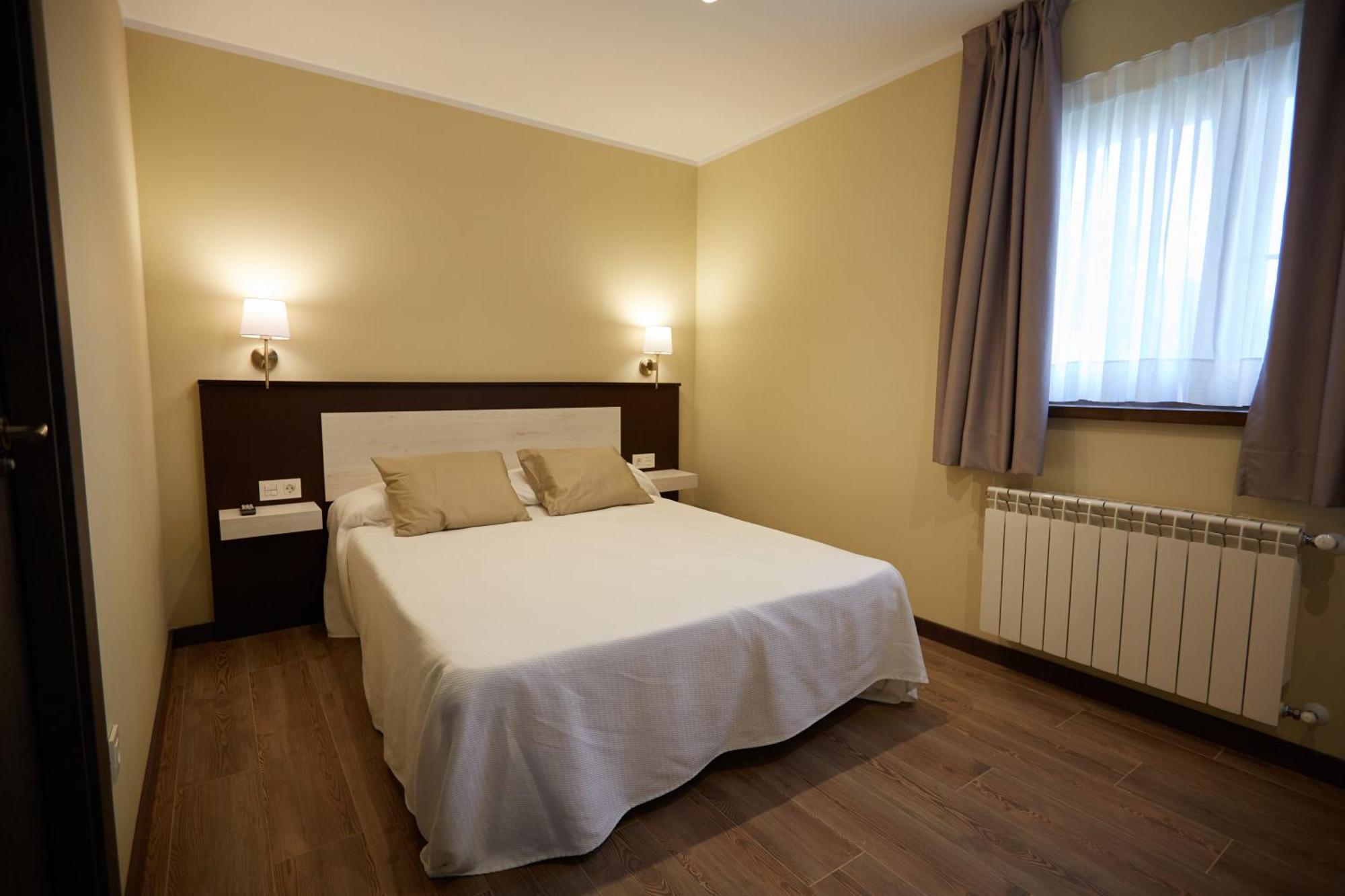 Apartamentos Rurales Casa La Piedra Кольия Экстерьер фото