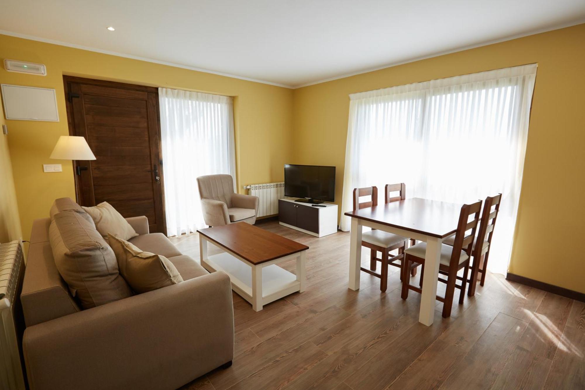 Apartamentos Rurales Casa La Piedra Кольия Экстерьер фото